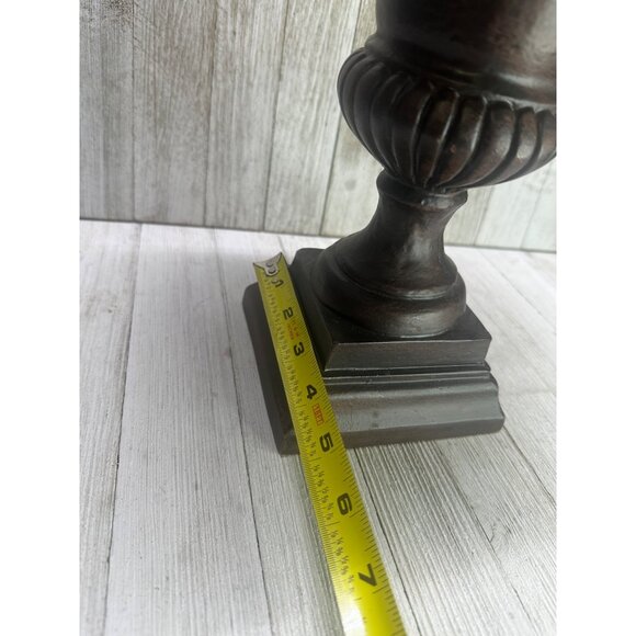 Vintage Resin Decorative Vase Planter Footed Garden Decor 10" Tall 7" Diameter - Picture 8 of 8